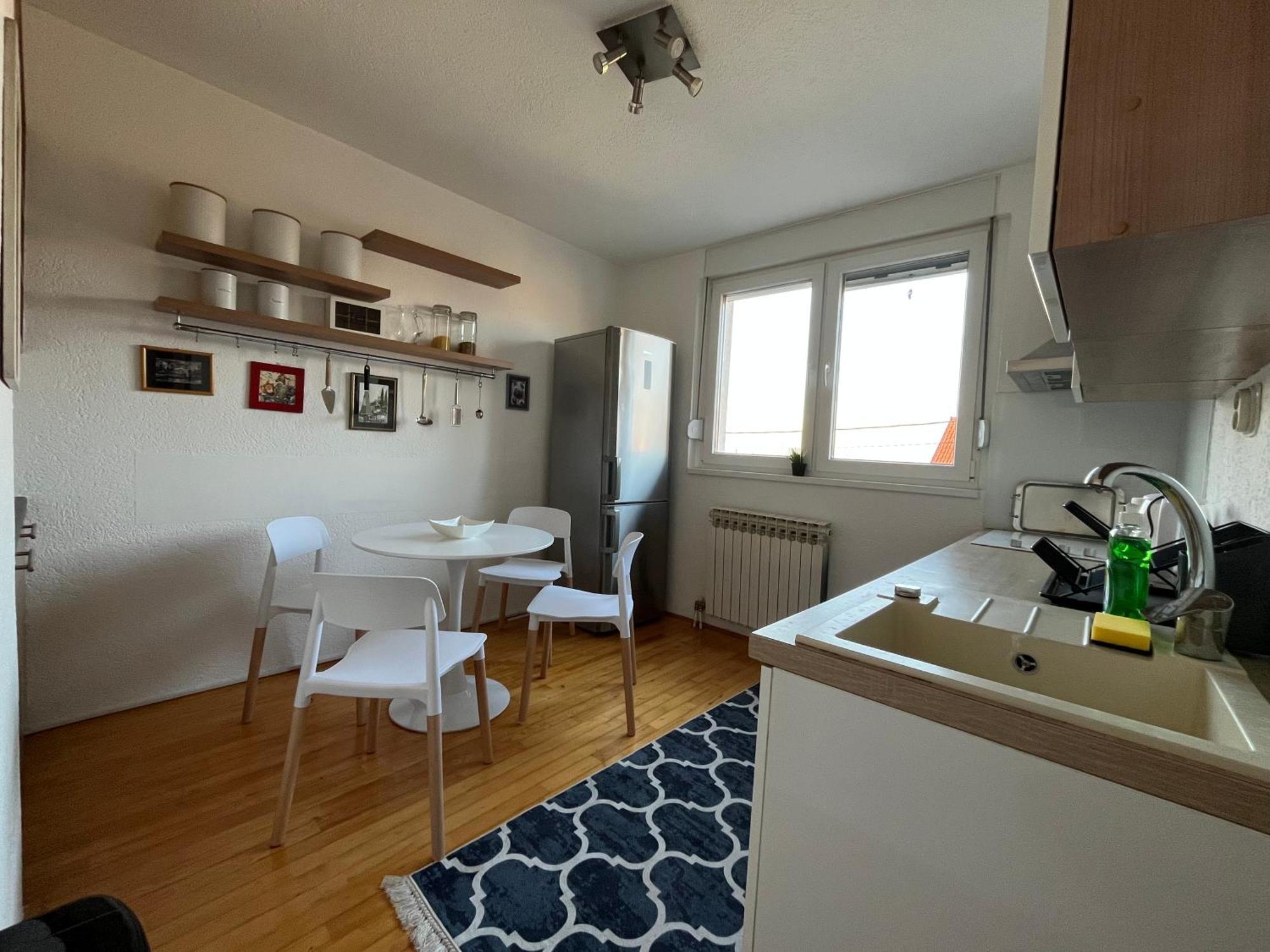 Apartman Uma SJJ Exteriör bild